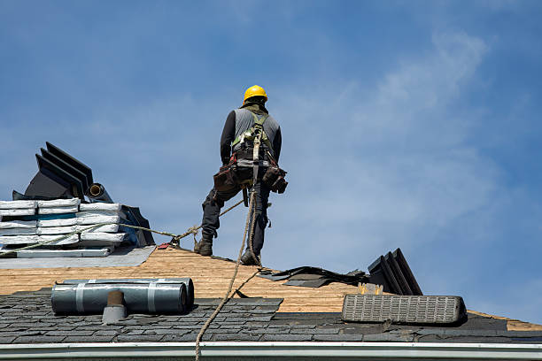 Professional Gutter Installation technician working in Rockbridge Baths, VA